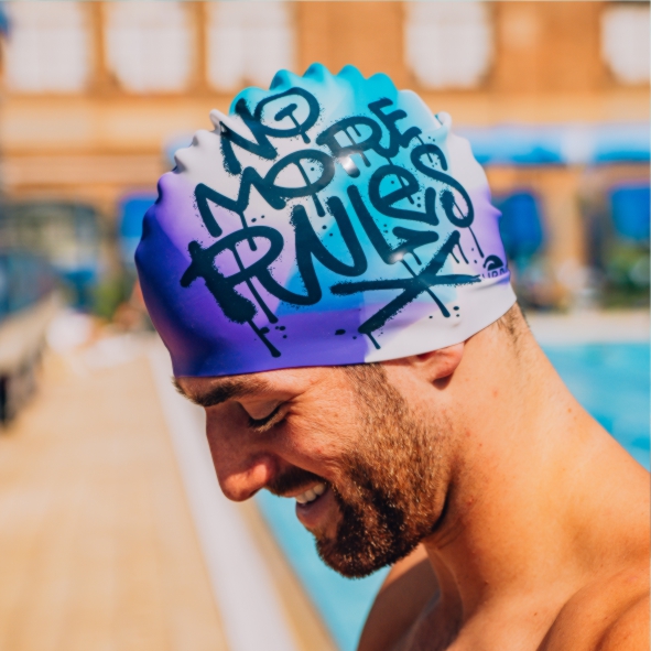 کلاه شنای طرح دار